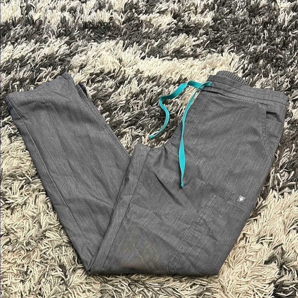 Figs Gray and Blue Sweatpants with Tapered Leg